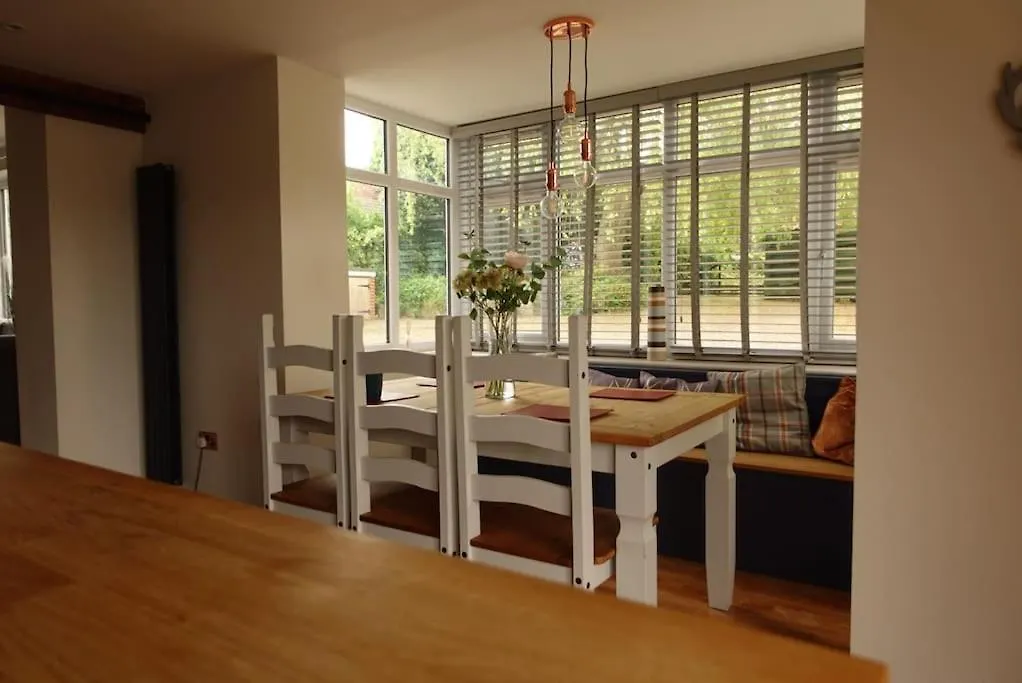 Sundial Cottage, Stunning 3 Bed Cottage With Hottub Skelton  0*, Skelton (North Yorkshire) Wielka Brytania
